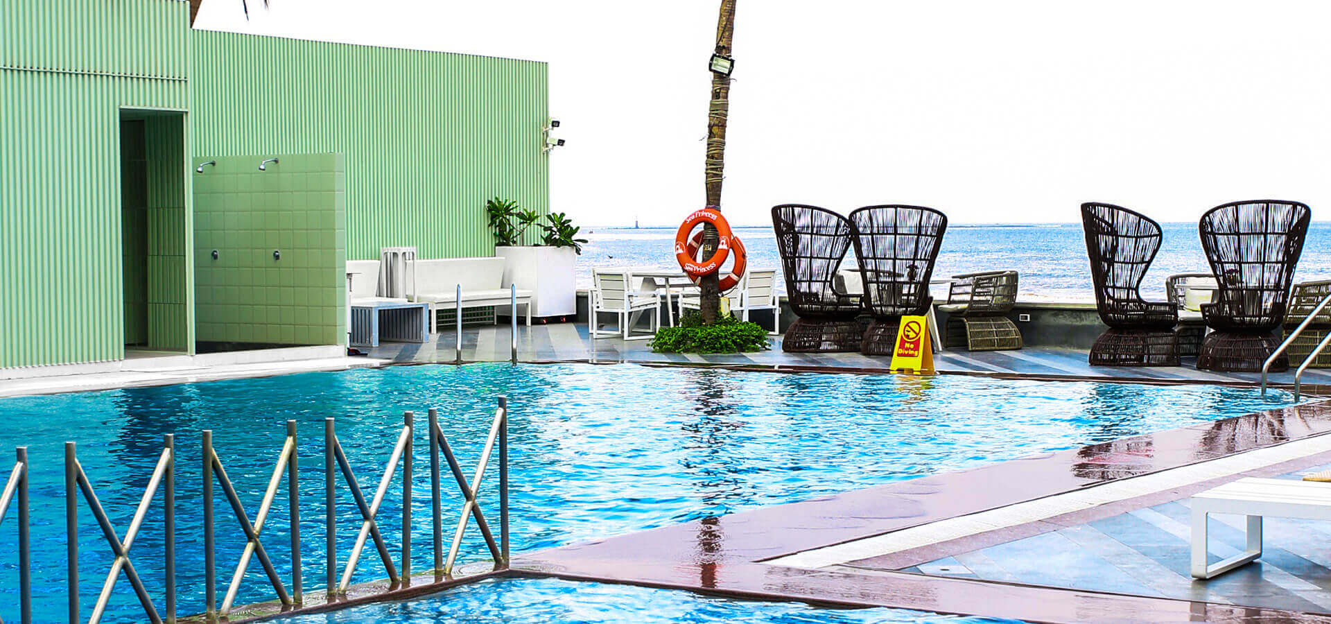 hotels with swimming pool in Juhu, sunday brunch with swimming in Juhu, sunday brunch Juhu